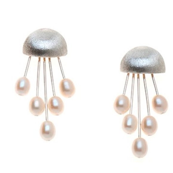 New Silver & White Freshwater Pearl Earrings - Picture 1 of 1